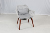 Chaise de jardin moderne en teck avec pieds en bois et corde tressée grise pour restaurant extérieur