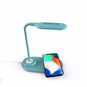 Lámpara de Escritorio USB con Cargador Inalámbrico, Atenuación Táctil, Carga Inalámbrica para Teléfono Móvil, Luz LED Multifuncional, Lámpara de Lectura de 10W - Product Image 2