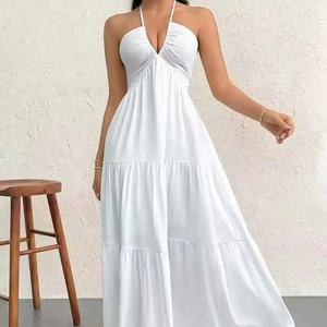 Robe longue décontractée d'été pour femme, style français luxueux, col halter, dos nu, design sexy, idéale pour les vacances à la plage - Product Image 1