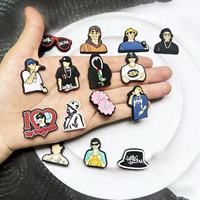 Décorations de chaussures personnalisées mignonnes 2026, accessoires de série Hip-Hop Rapper Singer en PVC pour enfants, breloques pour sabots DIY