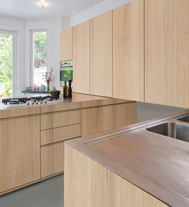 CBMMart Armoire de cuisine en bois massif de chêne blanc Conception 3D Armoire de cuisine professionnelle personnalisée au design moderne en placage de chêne blanc - Product Image 1