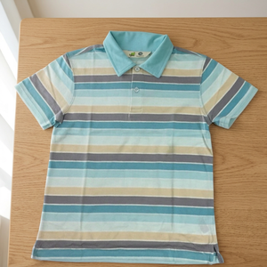 T-shirt décontracté à rayures en jersey respirant et écologique pour fille, style col en V, manches courtes, ambiance estivale scintillante et délavée - Product Image 3