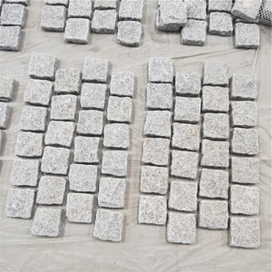 Dalles de pavage en granit gris clair, pierres décoratives naturelles pour allées, aménagement paysager et jardinage - Product Image 4