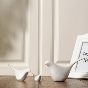 Juego de Adornos de Pájaros de Cerámica, Decoración Minimalista para el Hogar, Adorno de Mesa para Sala de Estar - Product Image 1