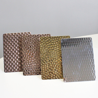 Tôle gaufrée en acier inoxydable couleur laiton miroir Plaque martelée Tôle d'acier inoxydable estampée or titane pour murs
