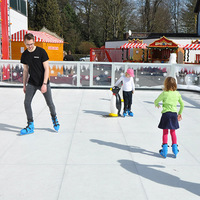 Planche à roulettes sur glace artificielle à faible friction, surface de glace artificielle portable pour cours extérieures