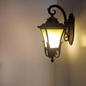 Luz de pared impermeable IP55 retro europea al por mayor aplique de pared moderno para exteriores iluminación de pared impermeable para exteriores - Product Image 3