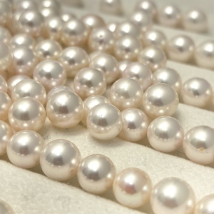 פניני אקויה יפניות מקוריות בסיטונאות, פניני מי ים עגולות מושלמות להכנת תכשיטים, פנינים רופפות בעלות ברק גבוה, אספקה בכמויות גדולות - Product Image 3