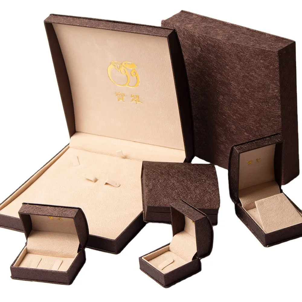 Boîte à bijoux fine tan Boîte de papier de carton d'emballage magnétique de ruban de logo personnalisé