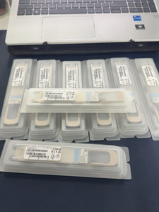 Module récepteur optique MMA4Z00-NS400 400 Gbit/s 2xNDR OSFP 2xMPO12 850 nm MMF Mellanox US Garantie 1 an - Product Image 4