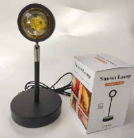 Nouveau design lampe de projection de coucher de soleil 16 couleurs lampe de projection de coucher de soleil lampe de coucher de soleil à LED pour la décoration de la maison
