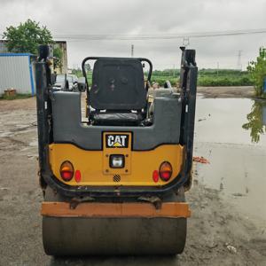 Rodillo usado de alta calidad para agricultura, CAT CB24B, mini rodillo Caterpillar de 3 toneladas, rodillo original en venta a bajo precio, EPA - Product Image 4