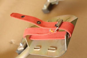 Zapatos <span class=keywords><strong>de</strong></span> hierro <span class=keywords><strong>de</strong></span> escalada ajustables, escalador <span class=keywords><strong>de</strong></span> poste, pedal eléctrico, <span class=keywords><strong>postes</strong></span> <span class=keywords><strong>de</strong></span> hormigón, <span class=keywords><strong>postes</strong></span> <span class=keywords><strong>de</strong></span> madera, herramienta especial, hebilla <span class=keywords><strong>de</strong></span> pie - Product Image 6