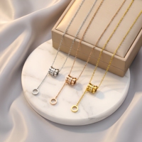 Collier de Bijoux Fantaisie en Gros, Acier Inoxydable Plaqué Or, Élégant Collier Chaîne Papillon Lune pour Femme