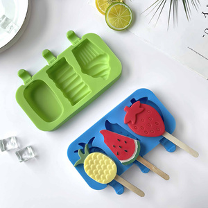 3pcs Moule à glace en silicone mignon fait à <span class=keywords><strong>la</strong></span> main avec bâton en bois Outils multifonctionnels pour le congélateur et le popsicle pour les enfants - Product Image 5