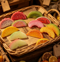 Fruit gesneden harscharms drakenvrucht perzik guave voedsel speelgoed bureaudecoratie DIY sleutelhanger koelkastmagneet