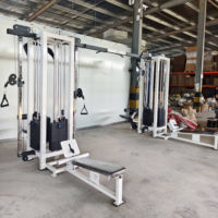 Appareil de musculation multifonctionnel professionnel 8 stations avec crossover par câble et structure de gymnastique pour l'entraînement complet du corps