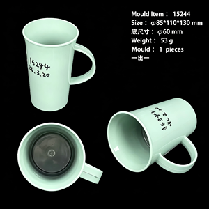 Stampo per iniezione di bicchieri in plastica di seconda mano, stampo vintage per bicchieri d'acqua per uso quotidiano, stampo per bicchieri d'acqua in plastica semplici e d'epoca - Product Image 3