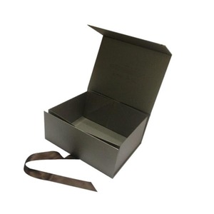 กล่องของขวัญพับได้แบบกำหนดเอง กล่องกระดาษแข็งแม่เหล็ก กล่องกระดาษพับพร้อมหูหิ้วริบบิ้น - Product Image 4