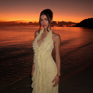 Elegante <span class=keywords><strong>vestido</strong></span> Maxi Halter <span class=keywords><strong>amarillo</strong></span> tejido sólido con detalles <span class=keywords><strong>de</strong></span> encaje con volantes <span class=keywords><strong>de</strong></span> cintura natural para atardeceres <span class=keywords><strong>de</strong></span> <span class=keywords><strong>playa</strong></span> estilo <span class=keywords><strong>de</strong></span> noche elegante - Product Image 2