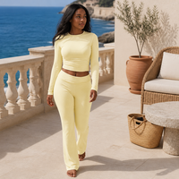 Ensemble deux pièces pour femmes Joydressing : haut court à manches longues et pantalon évasé taille haute
