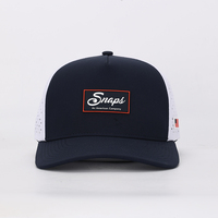 Logo personnalisé OEM Casquette en caoutchouc imperméable à 5 panneaux pour le sport Casquette à boutons-pression pour golf Motif de lettres Tissu commun