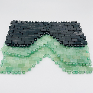 Masque en jade rose naturel pour le visage, apaisant et relaxant, pour un sommeil réparateur - Product Image 3