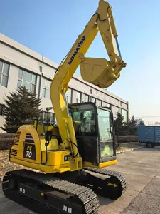 Excavatrice sur chenilles multi-usages Komatsu PC70-11M0 avec cabine confort ROPS et multiples accessoires - Product Image 1