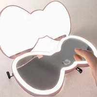 Miroir de maquillage portable personnalisé à double face en forme de nœud, LED tricolore, cadeau de la Saint-Valentin pour petite amie