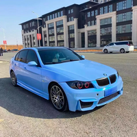 Body kit kualitas tinggi, kit bodi 3 Seri E90 LCI upgrade gaya M4 dengan kisi bumper mobil