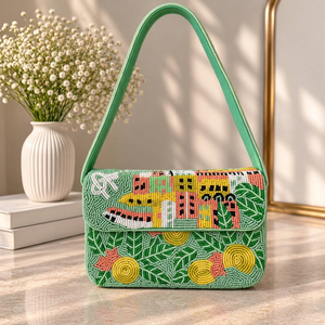 Sac à main artisanal en polyester lavable, brodé de perles de verre, motif floral rectangulaire, couleur verte, art textile - Product Image 1