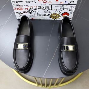 Chaussures habillées et chaussures décontractées de luxe de haute qualité - Sneakers pour hommes en cuir de vachette pleine fleur de qualité supérieure - Product Image 6