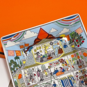 Cendrier de bureau en céramique de style européen, grand diamètre, design carré à quatre fentes, base antidérapante, personnalisable pour la maison et les restaurants - Product Image 3