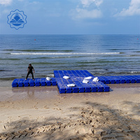 Pontons flottants en plastique de dimensions personnalisées, cubes flottants pour quais, cubes flottants