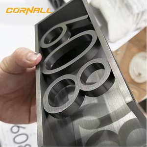 Numero civico a led per esterni in metallo luminoso retroilluminato moderno da 6 pollici con luce - Product Image 6