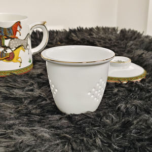 European Retro Matu Conference <b>Cup</b> with <b>Tea</b> Strainer and Lid <b>Large</b> Capacity Ceramic Mug - Product Image 5