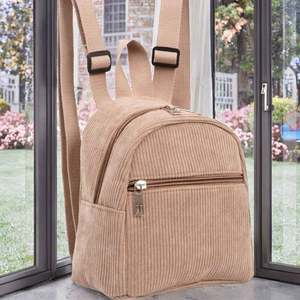 Mini mochila femenina de cuero con logo personalizado, resistente en nailon oxford con asa de mano, ideal para la escuela y para estudiantes. - Product Image 2