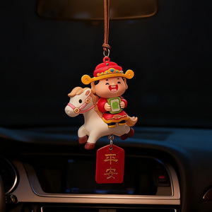 Colgante aromático para coche con diseño de dios chino de la riqueza, color rojo brillante, para decoración interior de vehículos. - Product Image 1