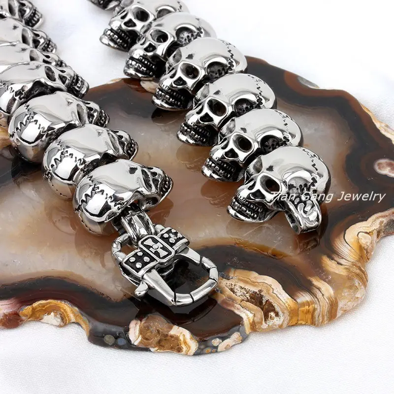male Accessories skull necklace mens skeleton necklace fashion jewelry the neck Retro stainless steel Gothic necklace wholesale