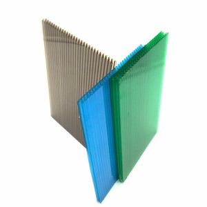 Diseño moderno, hoja hueca de <span class=keywords><strong>policarbonato</strong></span> ignífuga, tablero de plástico, panal de espesor múltiple para techo de puerta de ventana de Hotel - Product Image 6