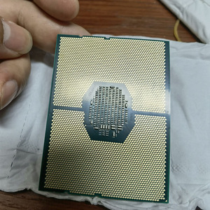 ซีออน โกลด์ 6248R SRGZG 24 คอร์ 48 เธรด 3.0GHz FCLGA3647 TDP 205W ซีพียูสำหรับเซิร์ฟเวอร์ โปรเซสเซอร์ ซีออน โกลด์ 6248r ซีออน โกลด์ 6248r ซีออน โก - Product Image 6