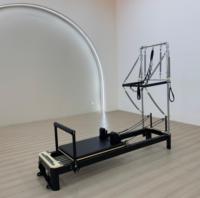 Máquina de Pilates Reformer Duradera y Estable con Colores y Logotipos Personalizables, con Media Potencia para Entrenamiento de Yoga y Fitness