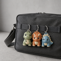 Porte-clés mousqueton 3D personnalisé en PVC, design anime mignon, léger, dessin animé, décoration de fête d'anniversaire, vente en gros OEM/ODM
