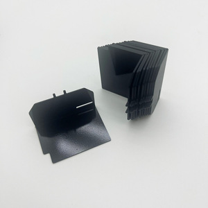 Moldeo por inyección de piezas de plástico PC ignífugo negro personalizado para componentes electrónicos - Product Image 3