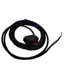 Nuevos Sensores Fotoeléctricos Originales con Amplificador Incorporado PNP PZ-G101P 200mm de Alcance 12-24V - Product Image 1