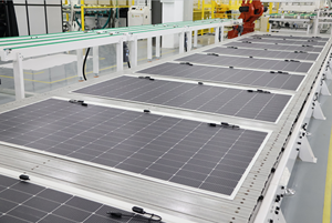 XSFM-560-T2 leggero del modello del pannello solare monocristallino flessibile 23.5% efficiente del silicio 560W per la griglia che collega i camper - Product Image 5