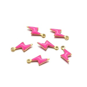 Breloque en émail Éclair |   Pendentif en acier inoxydable plaqué or PVD 18 carats pour la fabrication de bijoux DIY (bracelets, colliers) - Product Image 4