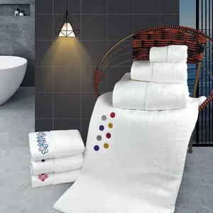 Juego de 3 piezas Toalla de baño 100% algodón Mano/Cara/Toallita Color blanco Hotel Bordado personalizado Logo Toalla de baño de algodón