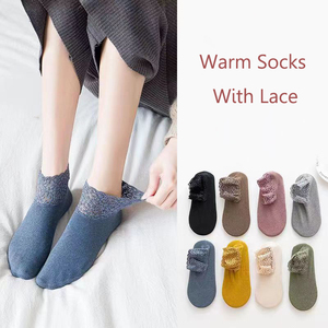 <span class=keywords><strong>Chaussettes</strong></span> en velours épais et moelleux pour l'hiver, vente chaude, <span class=keywords><strong>chaussettes</strong></span> d'intérieur confortables, <span class=keywords><strong>chaussettes</strong></span> en dentelle, <span class=keywords><strong>chaussettes</strong></span> en laine unie pour femmes - Product Image 5