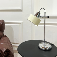 Lampe de bureau réglable en chrome de style Mid-Century, abat-jour conique en métal, tête rotative, lampe de chevet, lampe de lecture, lampe de travail pour bureau